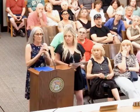 Denise Howard speaks at Tuesday's meeting